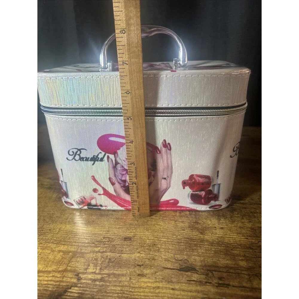 Makeup Travel Bag Set Of 3 Stacking Zippered Bags BEAUTIFUL Roses Nail Polish